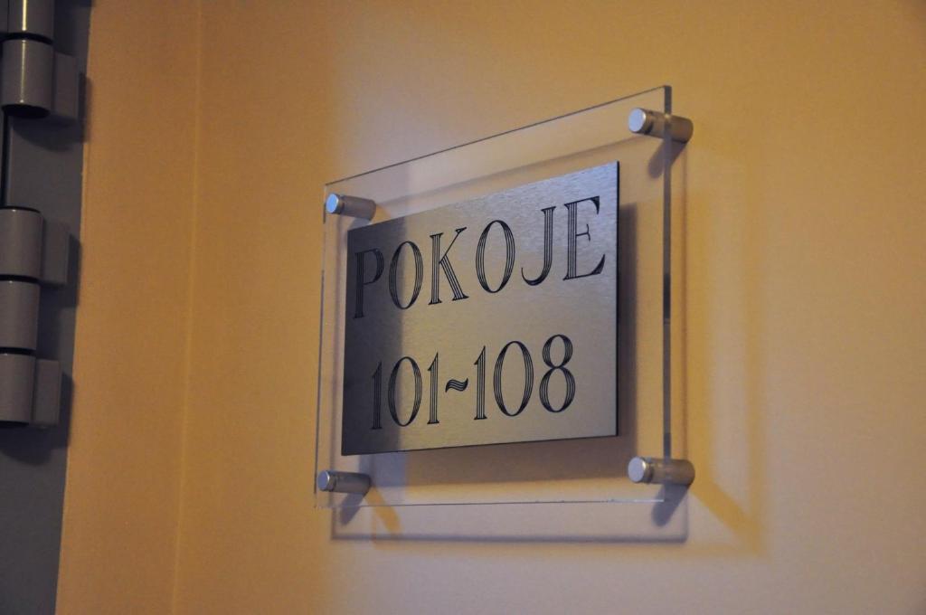 Hotel Pojezierze Szczecinek Esterno foto