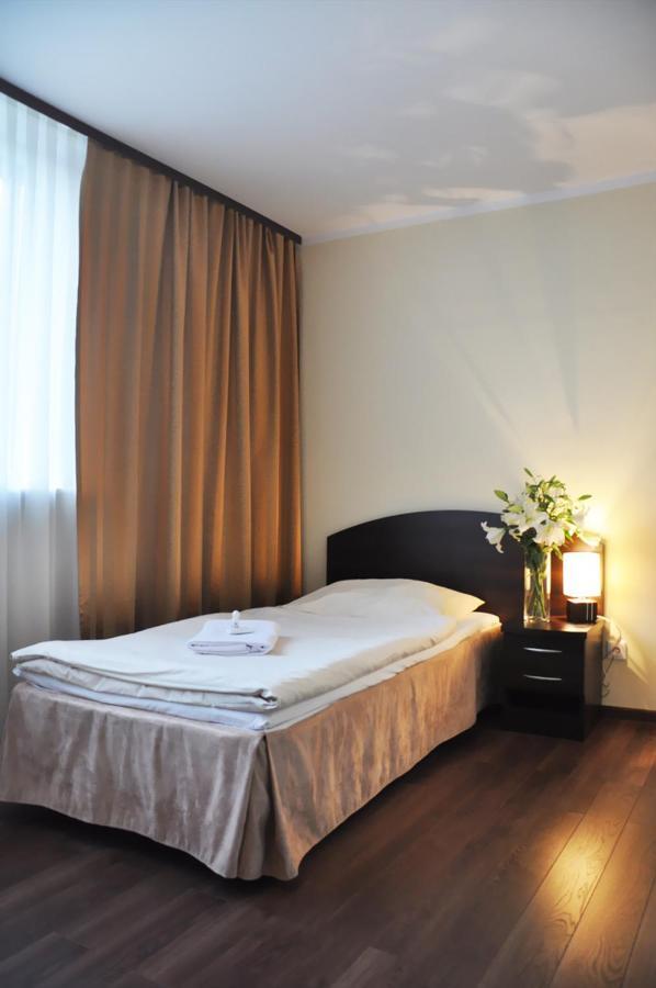 Hotel Pojezierze Szczecinek Esterno foto